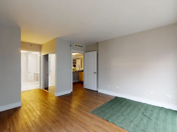 237 East 34th Street image 10 of 30