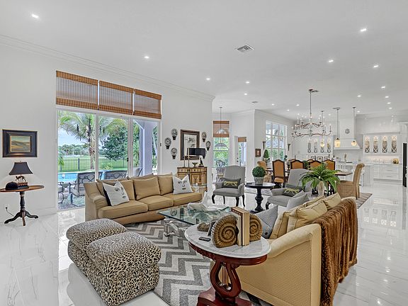 5th image of 7807 Ironhorse Boulevard