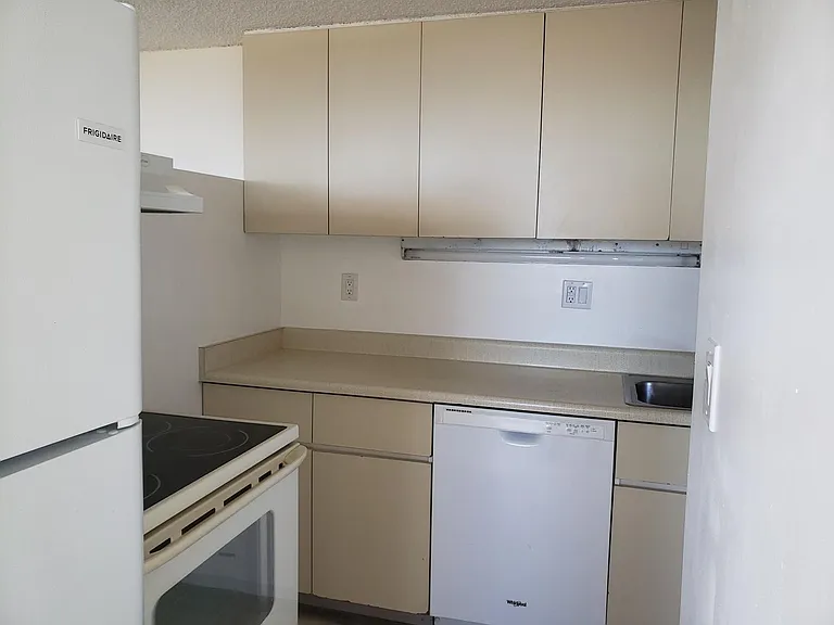 1060 Kamehameha Hwy #B2103 — Photo 6