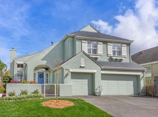 1844 Falcon Ridge Dr, Petaluma, CA 94954