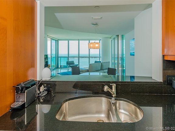 5th image of 1333 Brickell Bay Dr #565