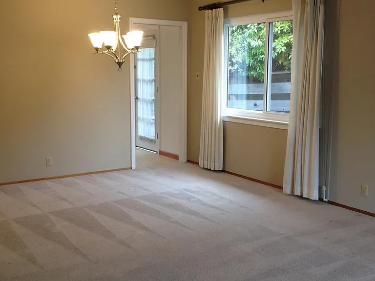 2420 Lexington Way — Photo 2
