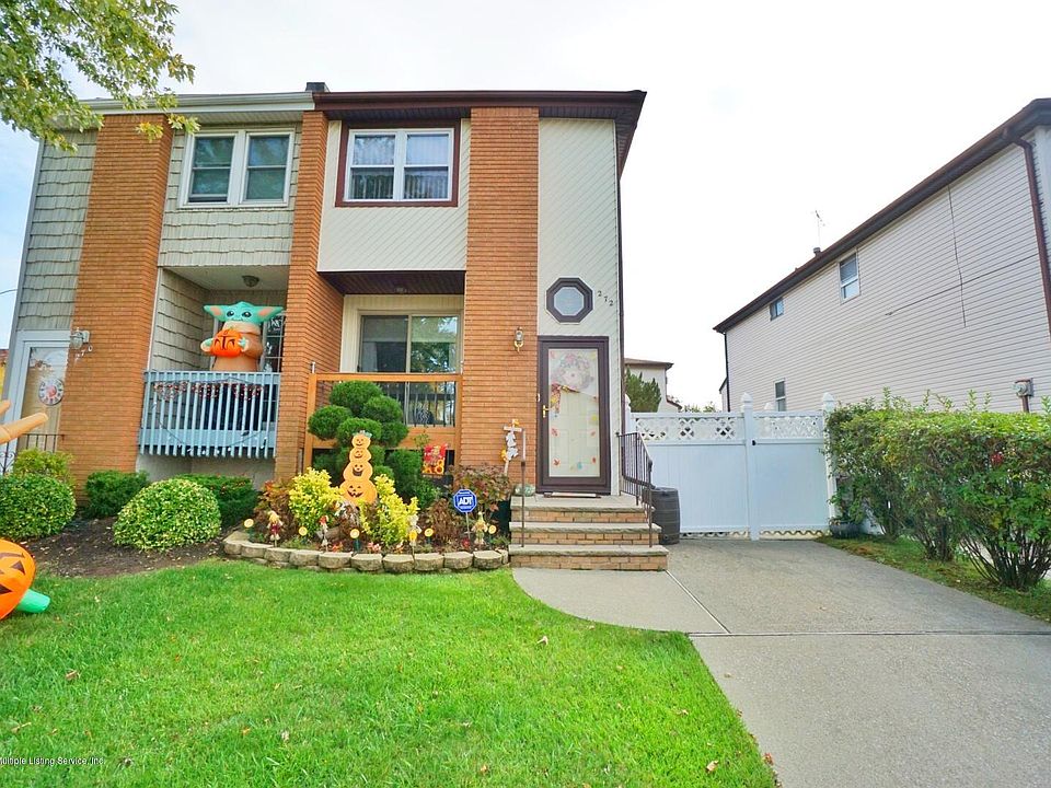 1st image of 272 Leverett Ave