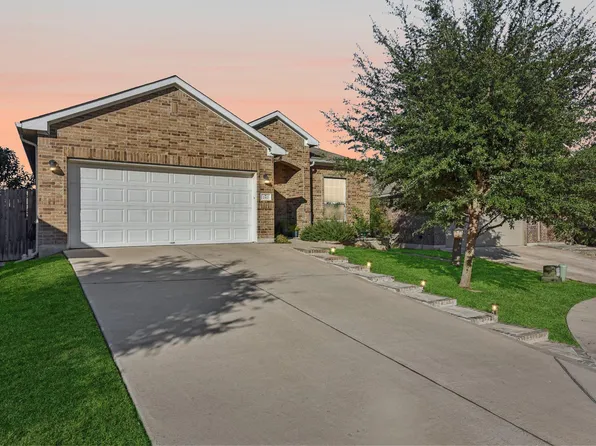 247 Joseph Dr, Buda, TX 78610