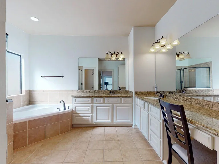 2540 Prospect St #B — Photo 20