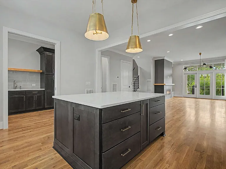 163 Park St — Photo 31