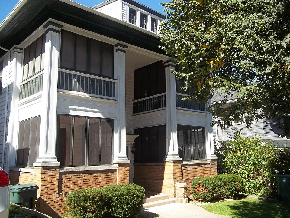 163 Shepard St