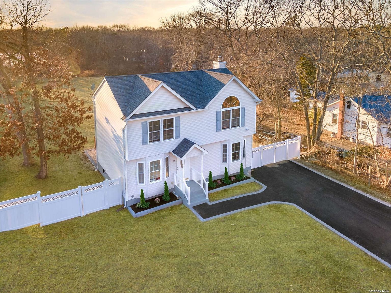 44 Gray Avenue, Medford, NY 11763 Zillow