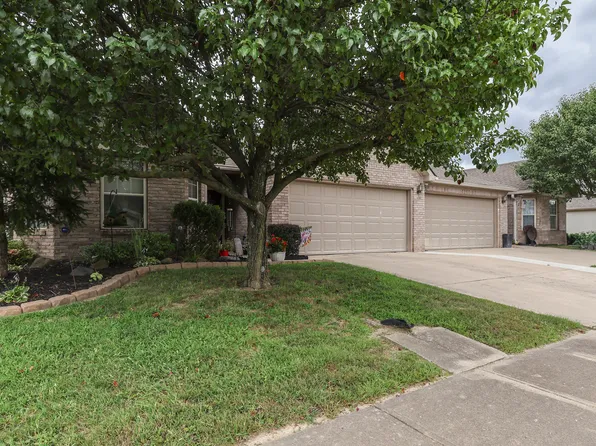 1050 Wild Ivy Trl, Franklin, IN 46131