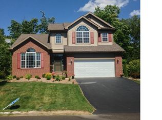 326 Lakeshore Pointe Dr, Howell, MI