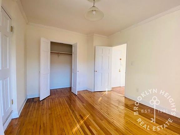 5th image of 49 Garden Pl #C3
