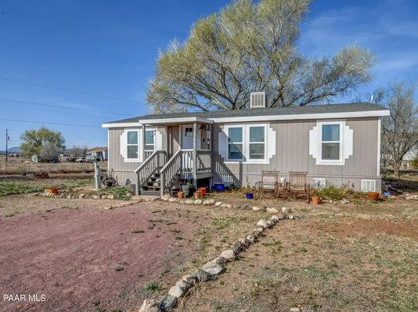 325 W Acapulco Way, Paulden, AZ 86334