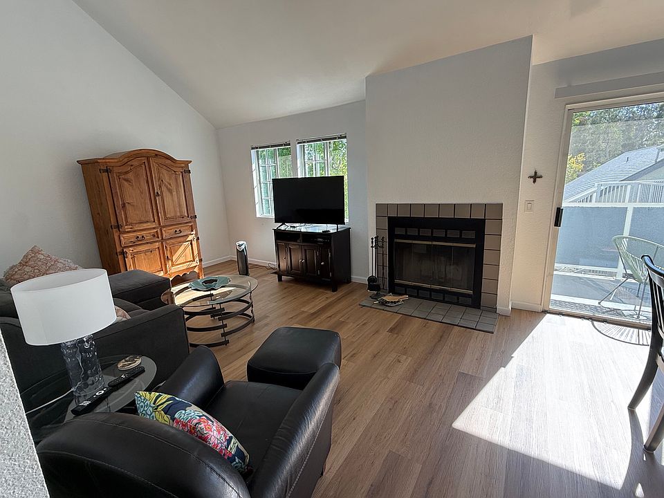 1st image of 1029 Southwood Dr APT G