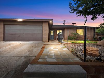 800 Pawnee St NE, Albuquerque, NM, 87123