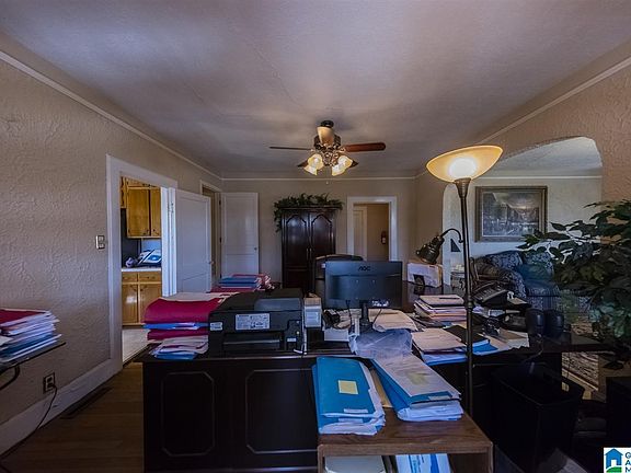 4th image of 920 Sharit Ave