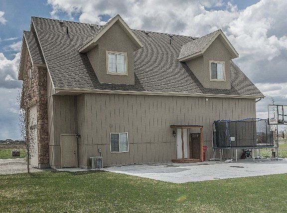4th image of 2387 Little Town Dr