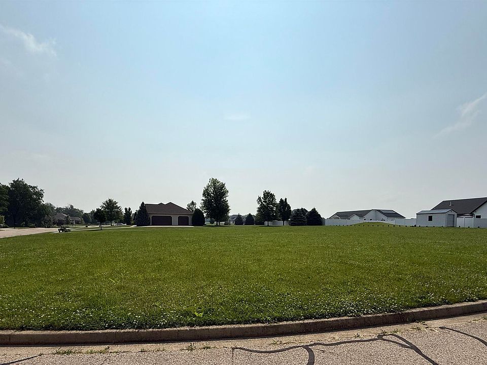 2nd image of 305 Apache Way