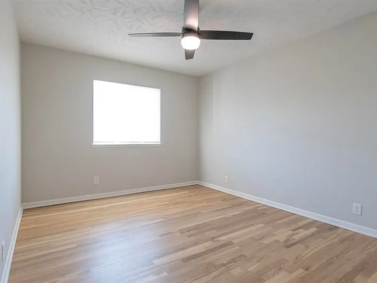 801 N 48th St — Photo 5