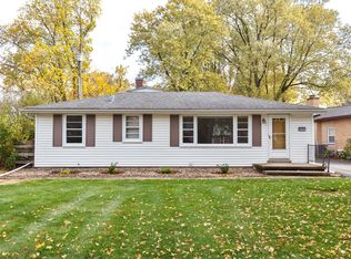 403 Fairview Ave, Crown Point, IN 46307
