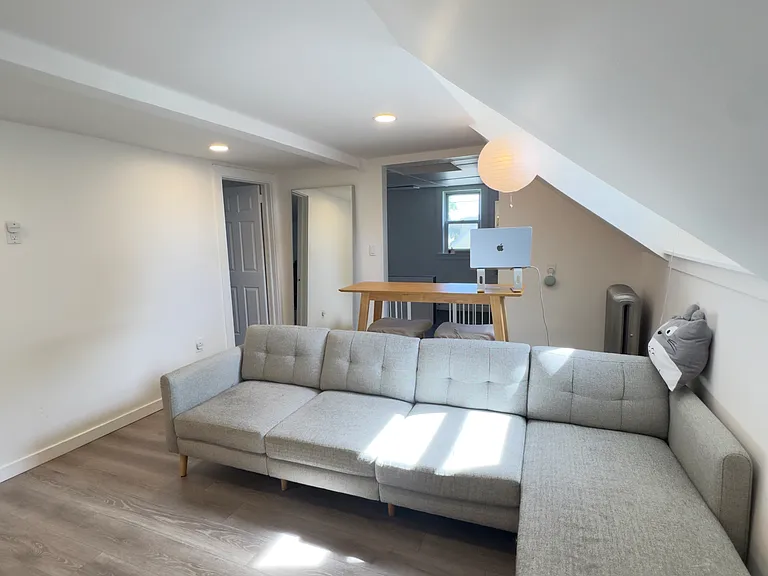 225 Roosevelt Ave #2 — Photo 3