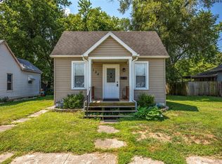 124 E Columbia St, Litchfield, IL 62056