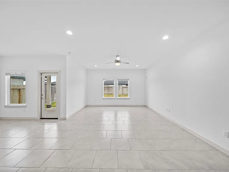 29507 Krus Hill Ln — Photo 5
