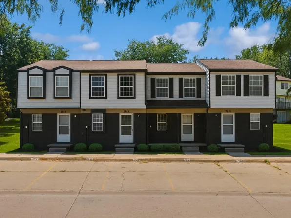 2412 Shady Glen Ct, Iowa City, IA 52246