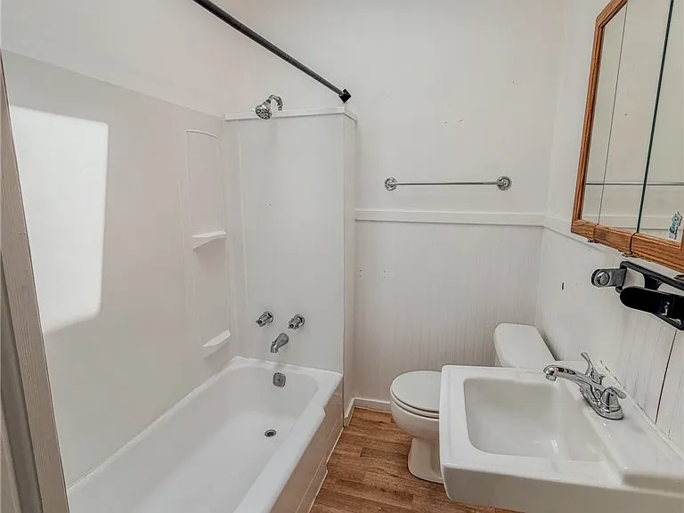 438 Glenwood Dr — Photo 34