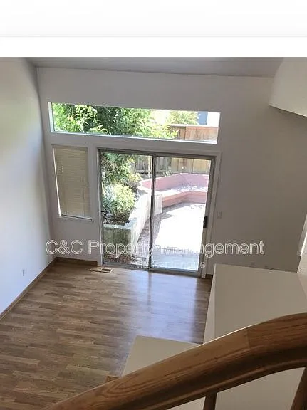 1353 Shell Ln — Photo 2
