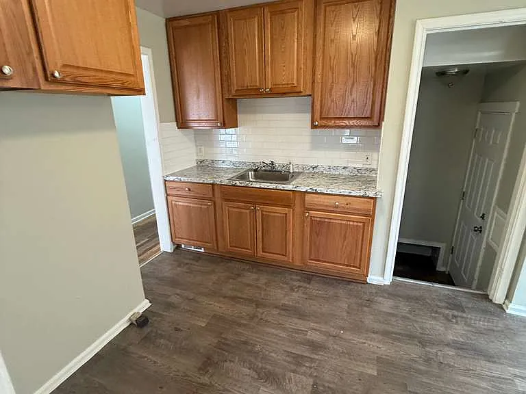 5984 Bluehill St — Photo 10