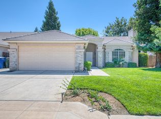 2801 E Ryan Ln, Fresno, CA