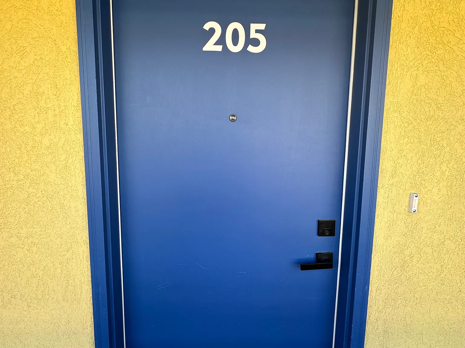 1 bed, 580 sqft, $1,228 — Photo 1