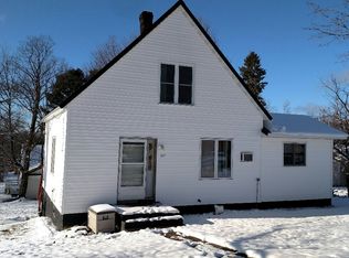 115 Second St, Greenland, MI 49929