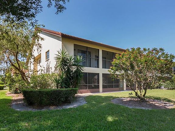 3rd image of 766 Avenida Estancia #193