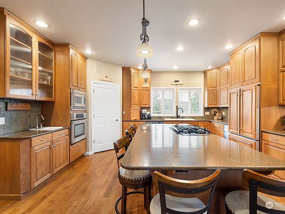 5th image of 6038 Sandpiper Court