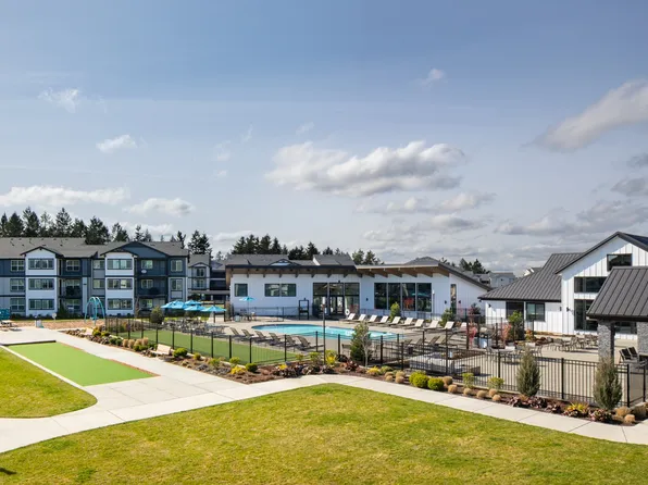 Glacier Run Apartments