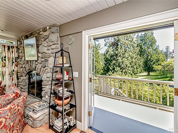 3rd image of 40 Driftwood Dr