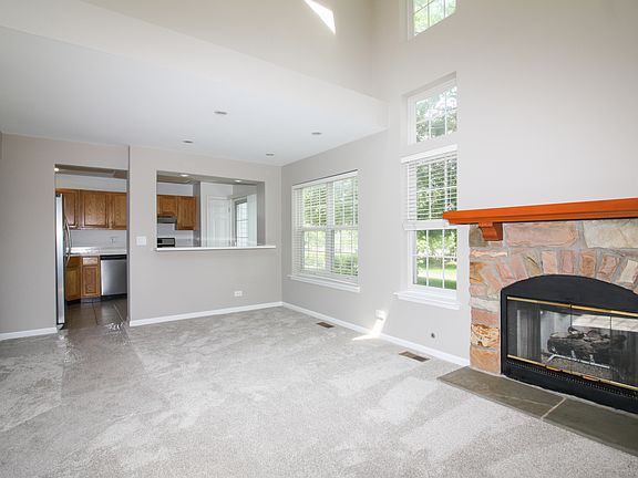 3rd image of 125 Dorshire Ct