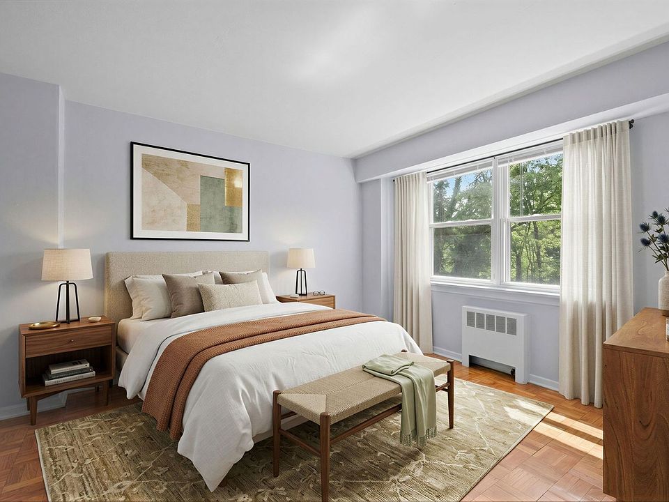 1st image of 5000 Woodbine Ave APT 106