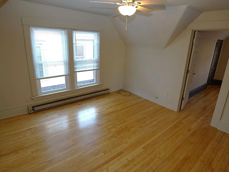 345-347 W Doty St — Photo 3