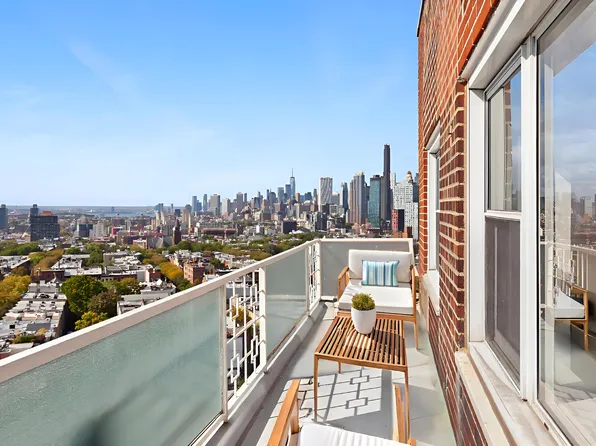 10 Plaza Street East image 1 of 5