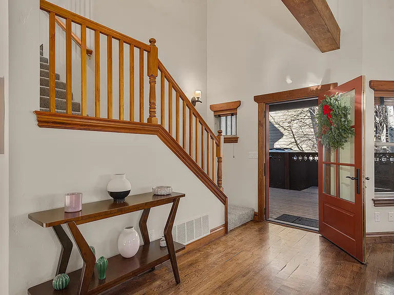 225 Juniper Ct — Photo 31