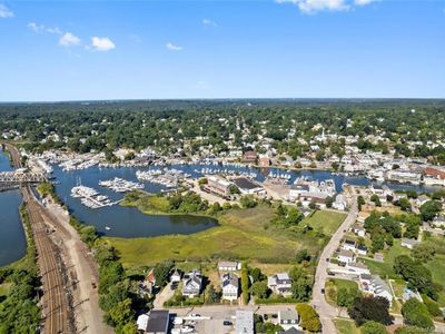 20 Jackson Avenue, Mystic, CT, 06355