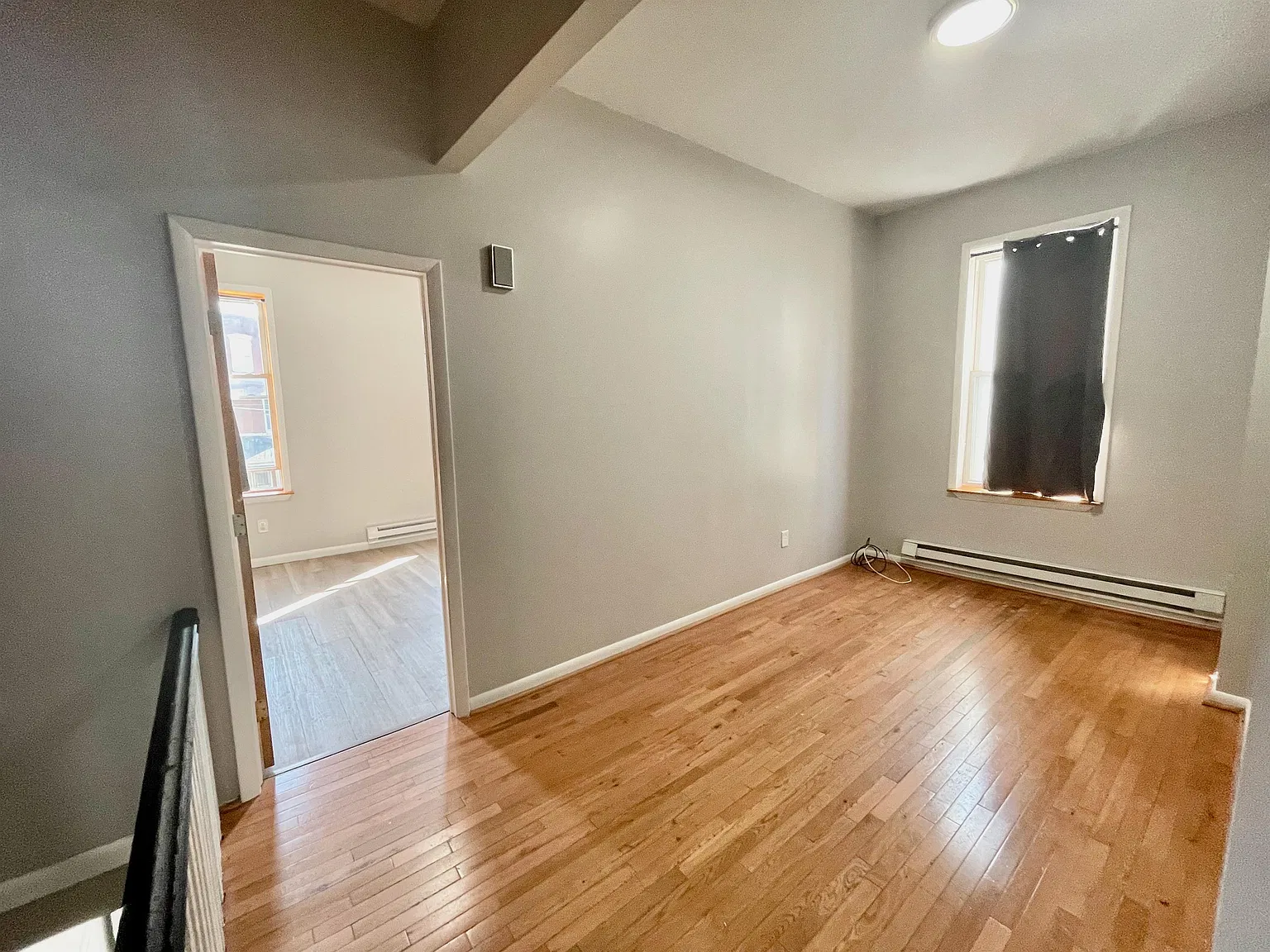 2 bed, 1000 sqft, $1,197 — Photo 2