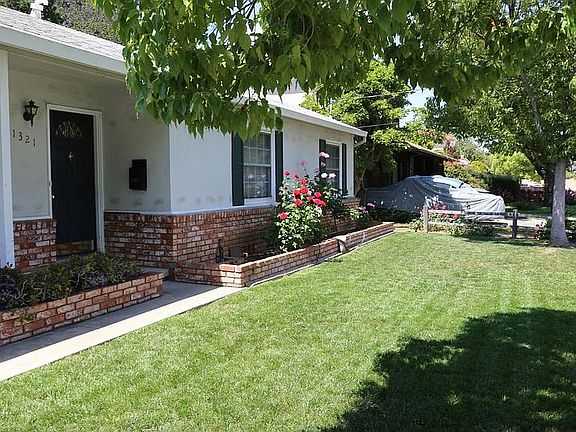 2nd image of 1321 Pauline Dr