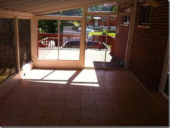 4th image of 5349 Pembina Dr