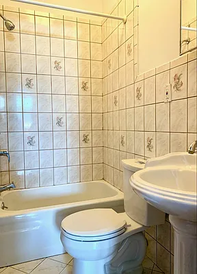 Rented by Apple Exclusive Realty Inc | media 20