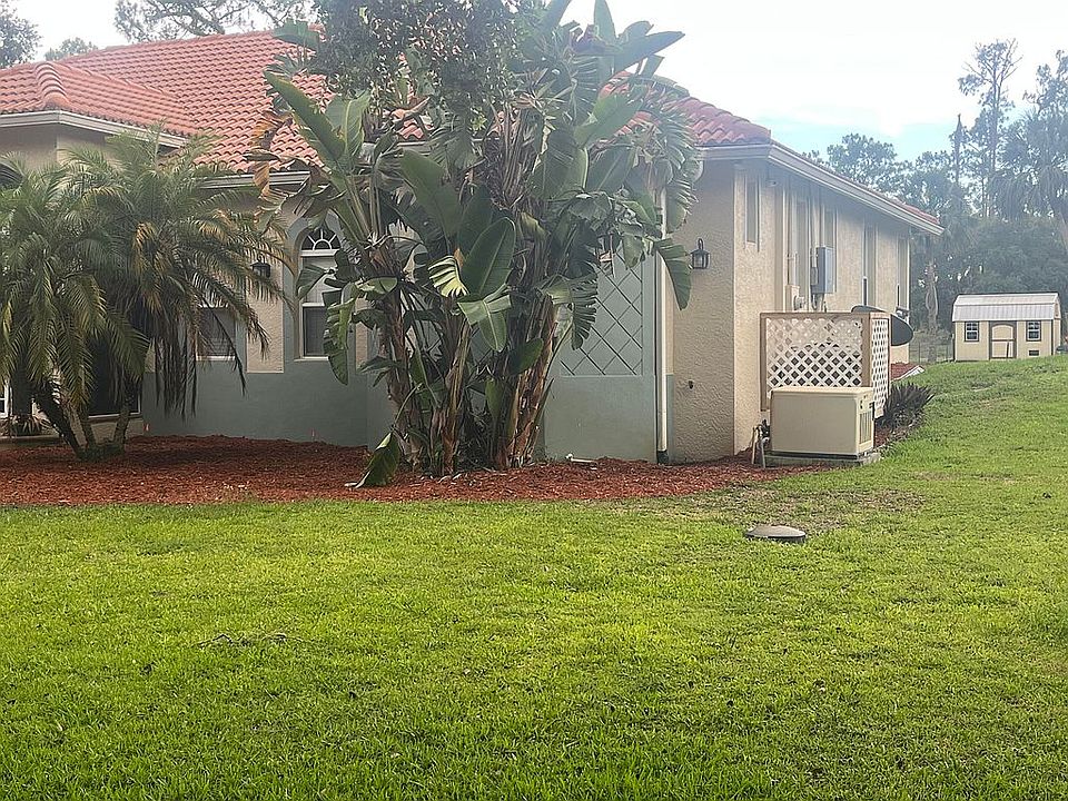 1st image of 588 33rd Ave NW