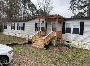 642 Deppe Rd, Maysville, NC 28555