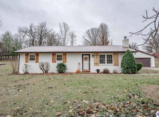 220 Spring Meadow Dr, Radcliff, KY 40160